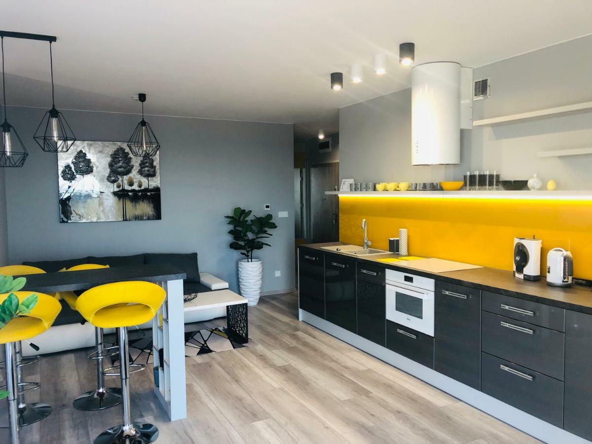 Apartament Elegance Yellow 里沃 外观 照片